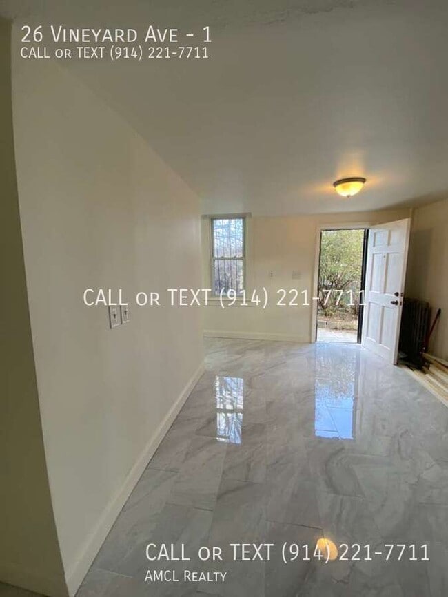 Foto del edificio - 26 Vineyard Ave