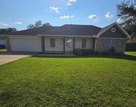 Building Photo - 6525 Westwood Cir