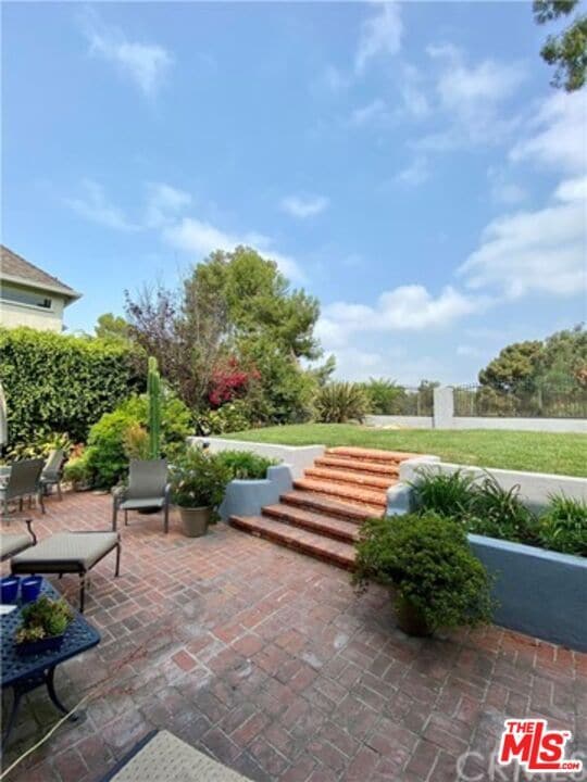 Building Photo - 10359 Monte Mar Dr