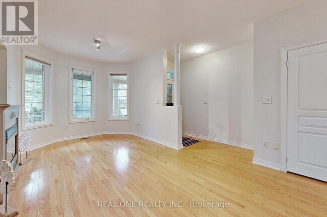 Building Photo - 19 Longwood Ave