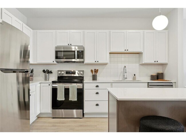 Foto del edificio - 7980 Rose St