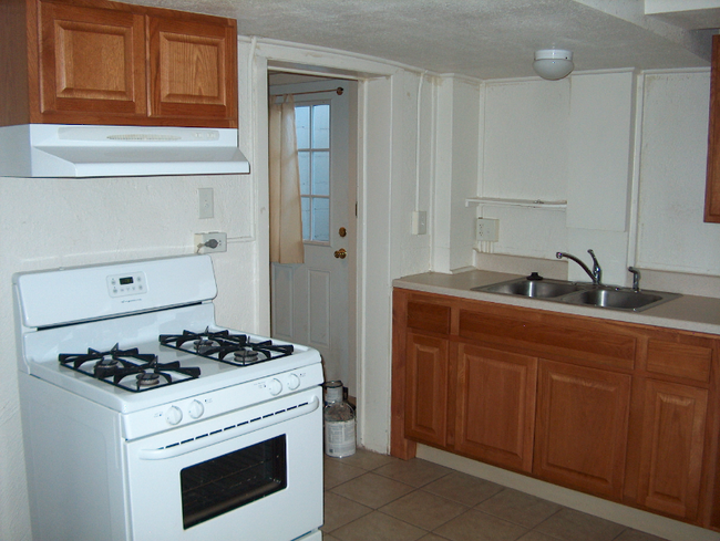 Building Photo - 2515 Laporte Ave