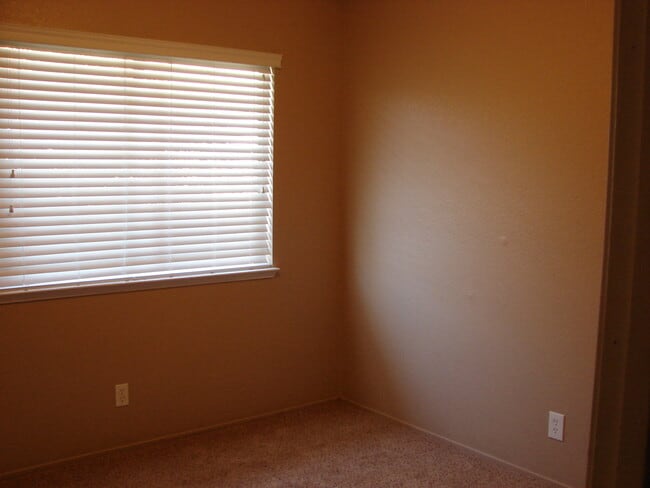 Foto del edificio - Cute Single Family Home in Gridley AVAILAB...