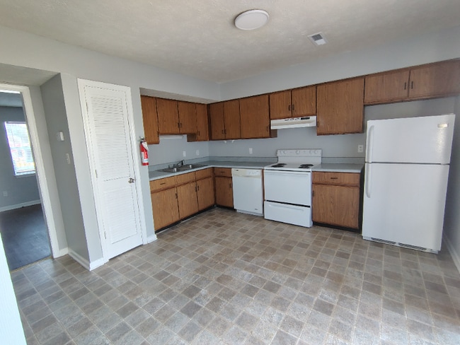 Building Photo - 7 Duiguid Dr