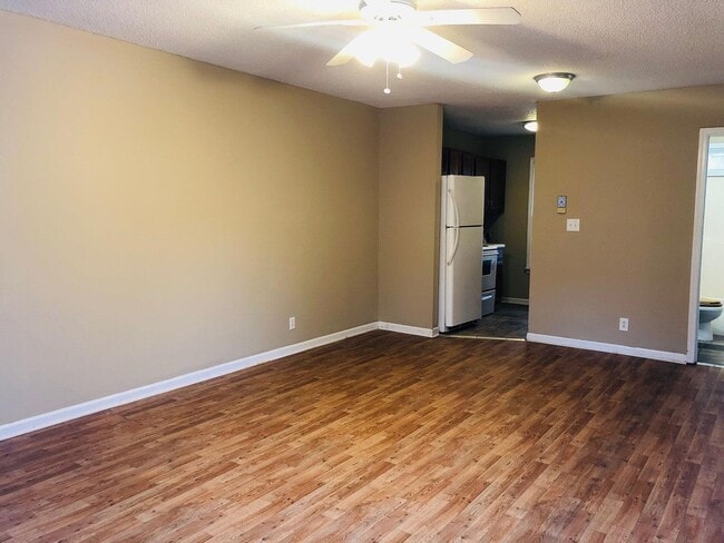 Foto del edificio - 185 Oak St