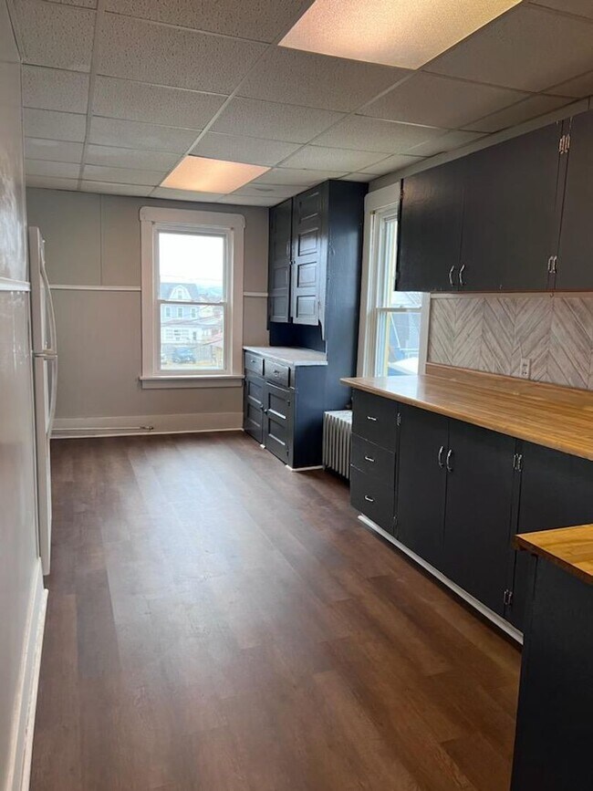 Foto del edificio - 2807 Spruce Ave