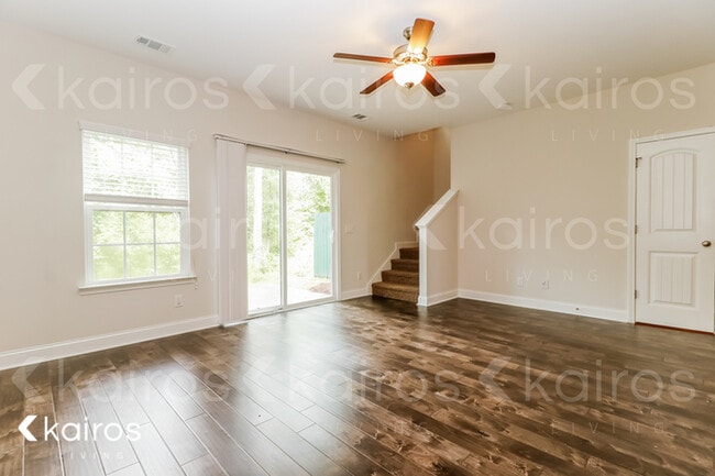 Foto del edificio - 613 Ferguson Ln