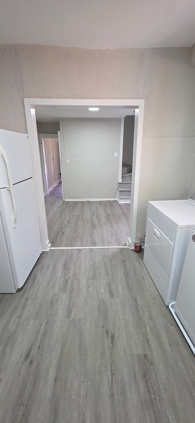 Foto del edificio - 2859 W Lanvale St