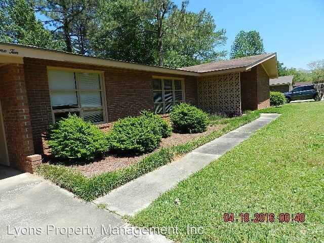 Building Photo - 3 br, 2 bath House - 110 FAIRWAY DR