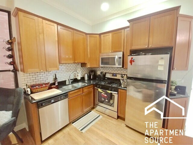 Foto del edificio - 2672 N Halsted St