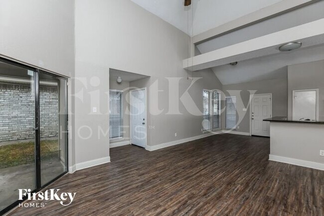 Building Photo - 4213 Amy Dr