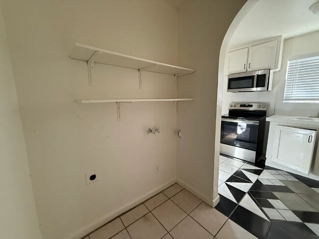 Foto del edificio - 3337 21st Ave