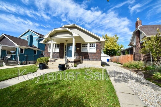 Building Photo - 1583 Princeton Ave S