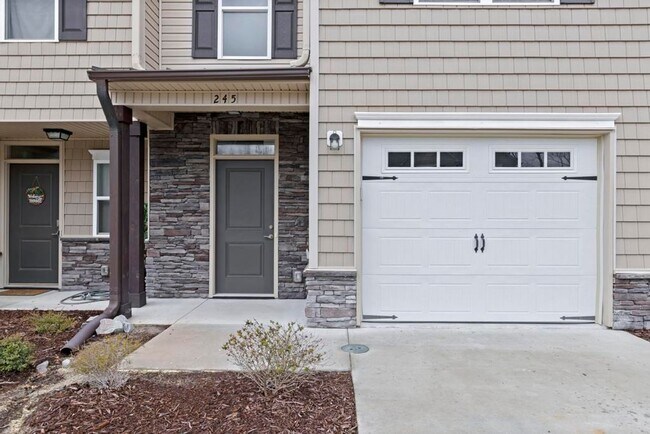 Foto del edificio - 245 Boyington Pl Rd