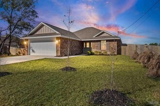 Building Photo - 7911 Twin Lake Dr