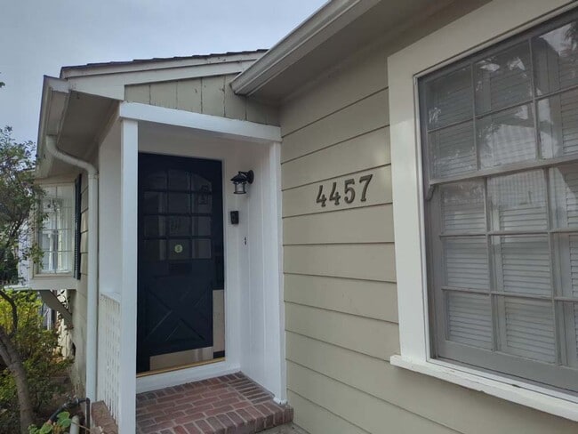 Building Photo - Rehabbed 2-Bed 2-Bath Home with Pool, Pool...