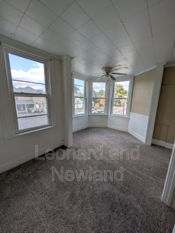 Building Photo - 1330 Maple Ave
