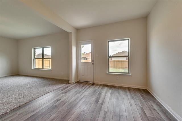 Foto del edificio - 13609 Mineral Rd