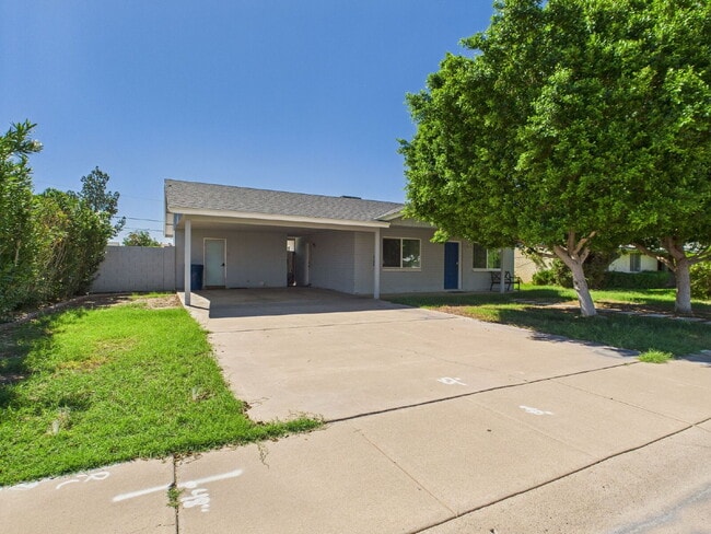 Photo - Tempe Gem - Fully furnished with a pool Apartment