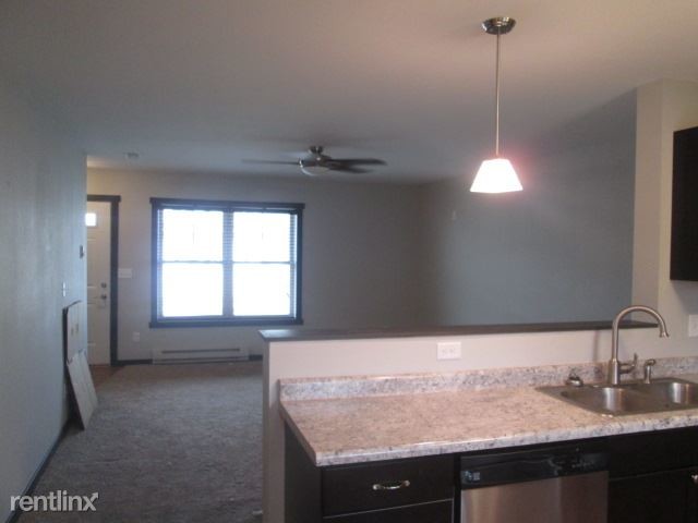 Foto del edificio - 2 br, 1.5 bath House - 1025 Thames Ct