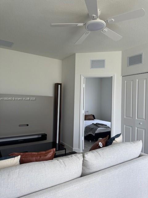Foto del edificio - 2225 SE 30th St