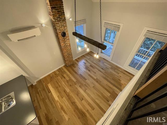 Foto del edificio - 726 W 6th St