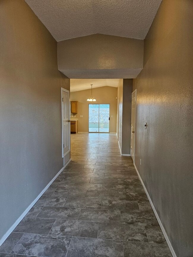 Building Photo - 12357 Tierra Inca Dr