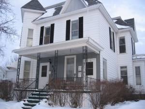 Building Photo - 815 5th Ave