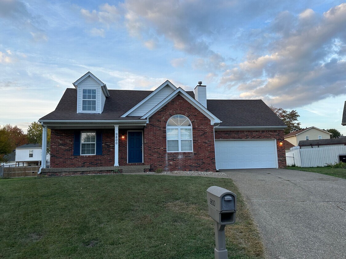 Primary Photo - 9800 Spring Pointe Ct