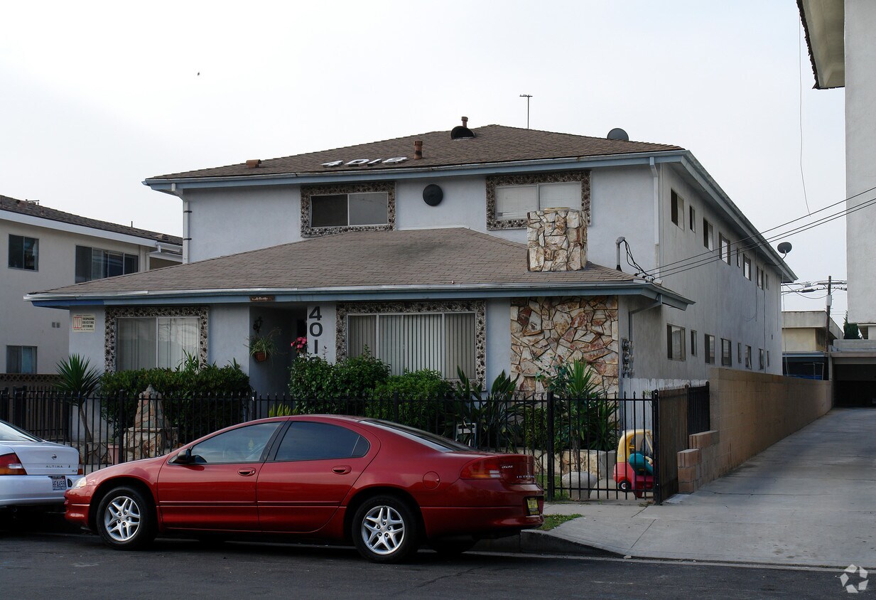 Primary Photo - 4018 W 133rd St