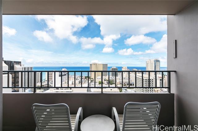 Foto del edificio - 2240 Kuhio Ave.