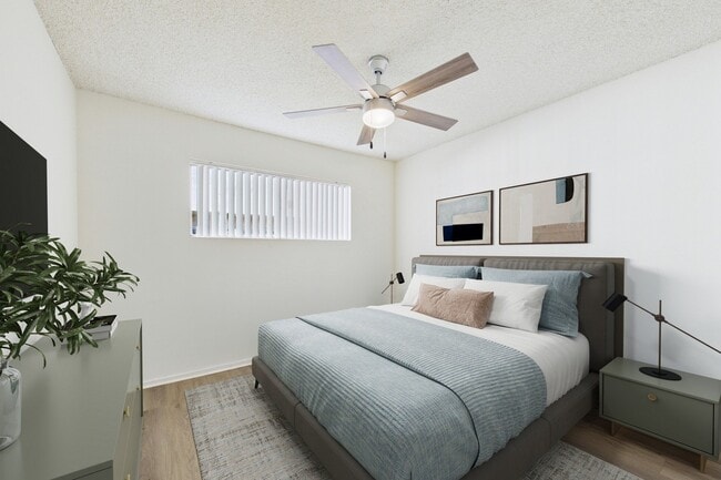 Building Photo - Roscoe Terrace