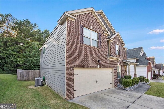 Foto del edificio - 9776 Ivey Ridge Cir