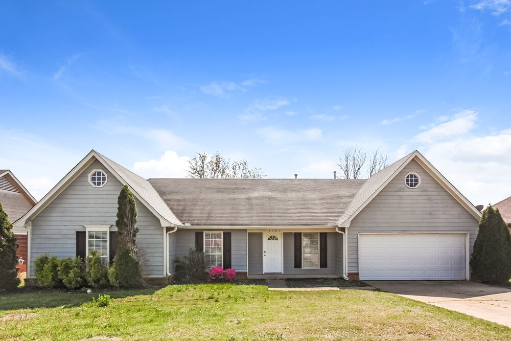 Foto principal - 1301 Custer Dr E