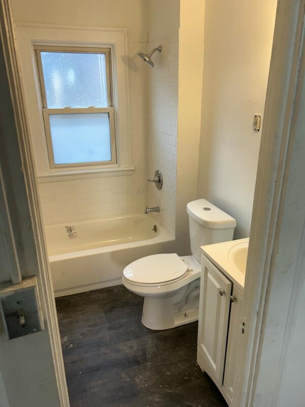 Foto del edificio - 3356 E 142nd St