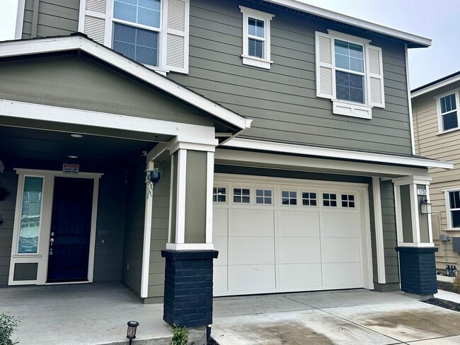 Foto del edificio - 3 Bed, 2.5 bath Home in Rohnert Park