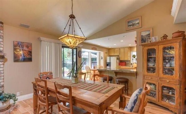 Foto del edificio - 825 Mt Rainier Way, El Dorado Hills, CA 95762