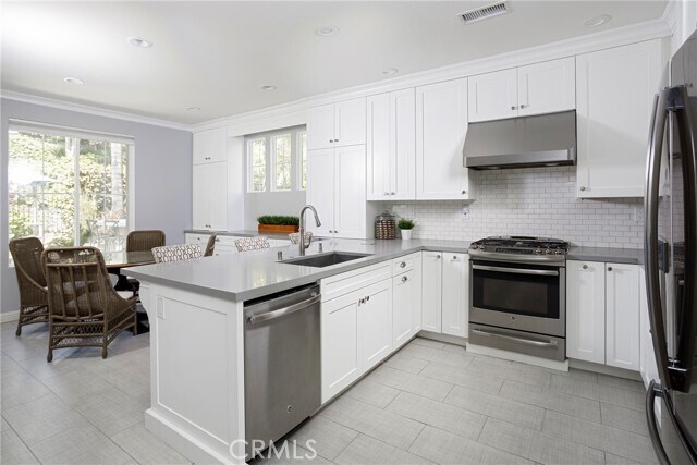 Foto del edificio - 15 Hearthside Rd