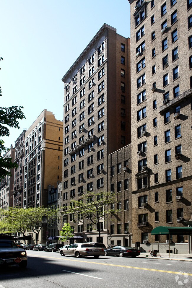 Building Photo - 130 W 86th St