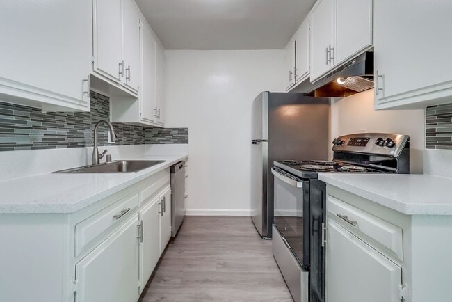 Interior Photo - Premier Apartment Complex Near Hollywood P...
