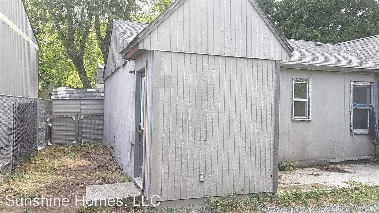 Foto principal - 18114 E Cowley Ave