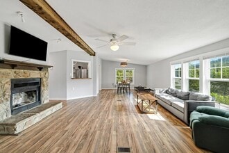 Building Photo - 1330 Old Northcutt Rd