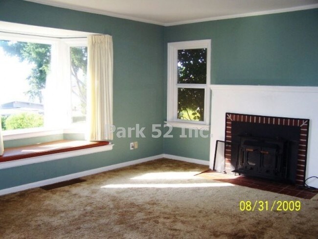 Foto del edificio - 4015 Soundview Dr W