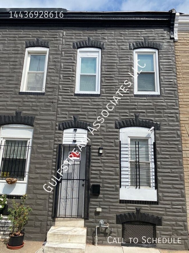 Building Photo - 721 N Port St
