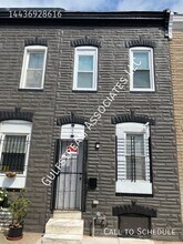 Building Photo - 721 N Port St