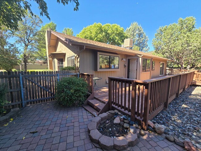 Building Photo - Unfurnished, 1-Year Long-Term Rental