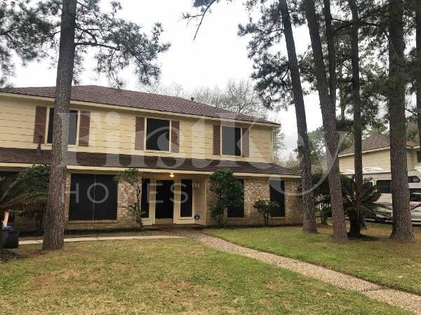 Foto principal - 18111 Fireside Dr