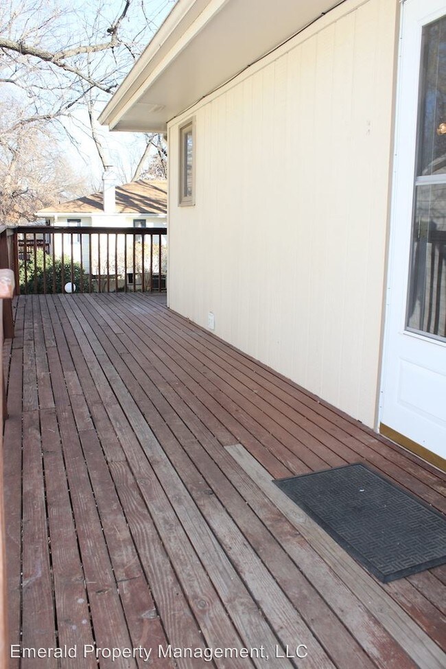 Building Photo - 1607 Woodoak Ct