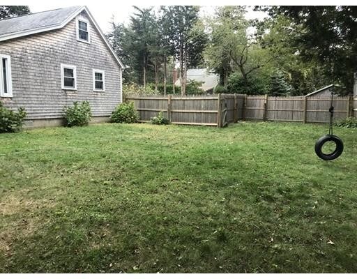 Building Photo - 14 Ivy St