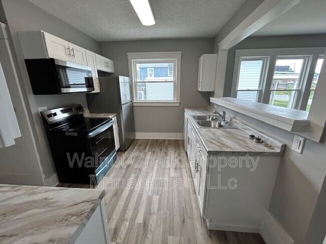 Foto del edificio - 841-841 Allison Ave